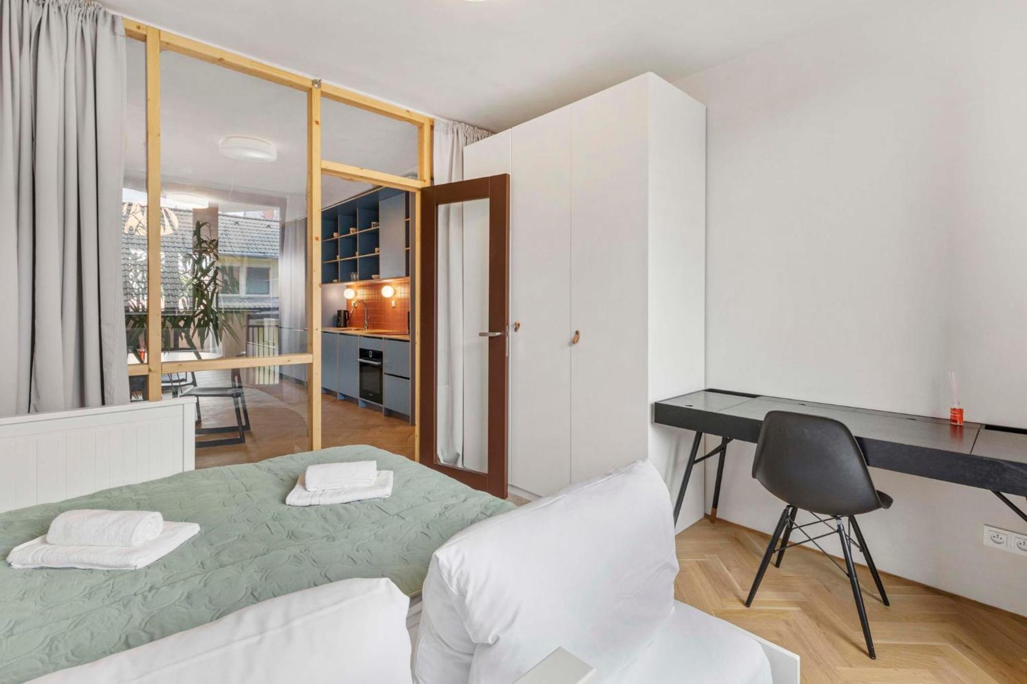 Elegant City Escape - Modern & Central Bratislava Exteriér fotografie